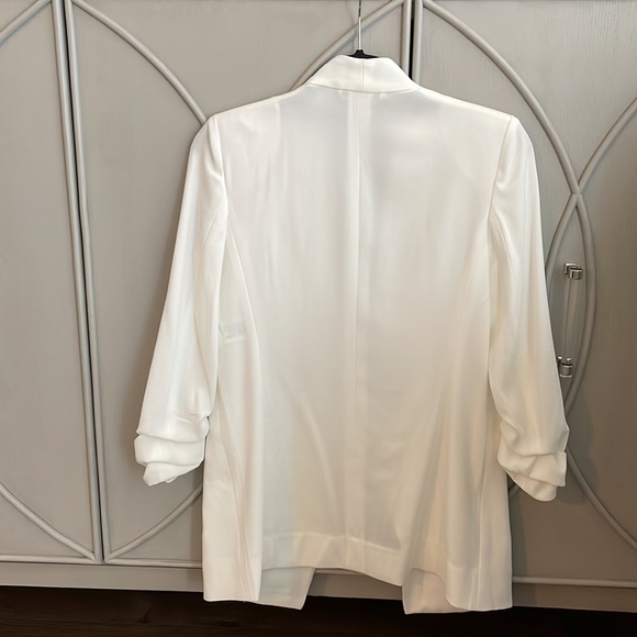 Babaton Power Blazer - Picture 4 of 4